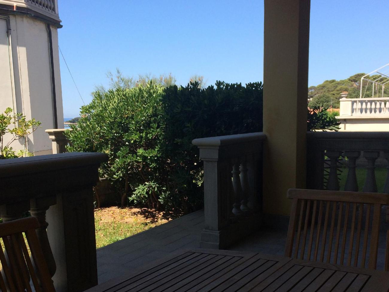 Appartamenti Fronte Mare 카스티글리온셀로 객실 사진
